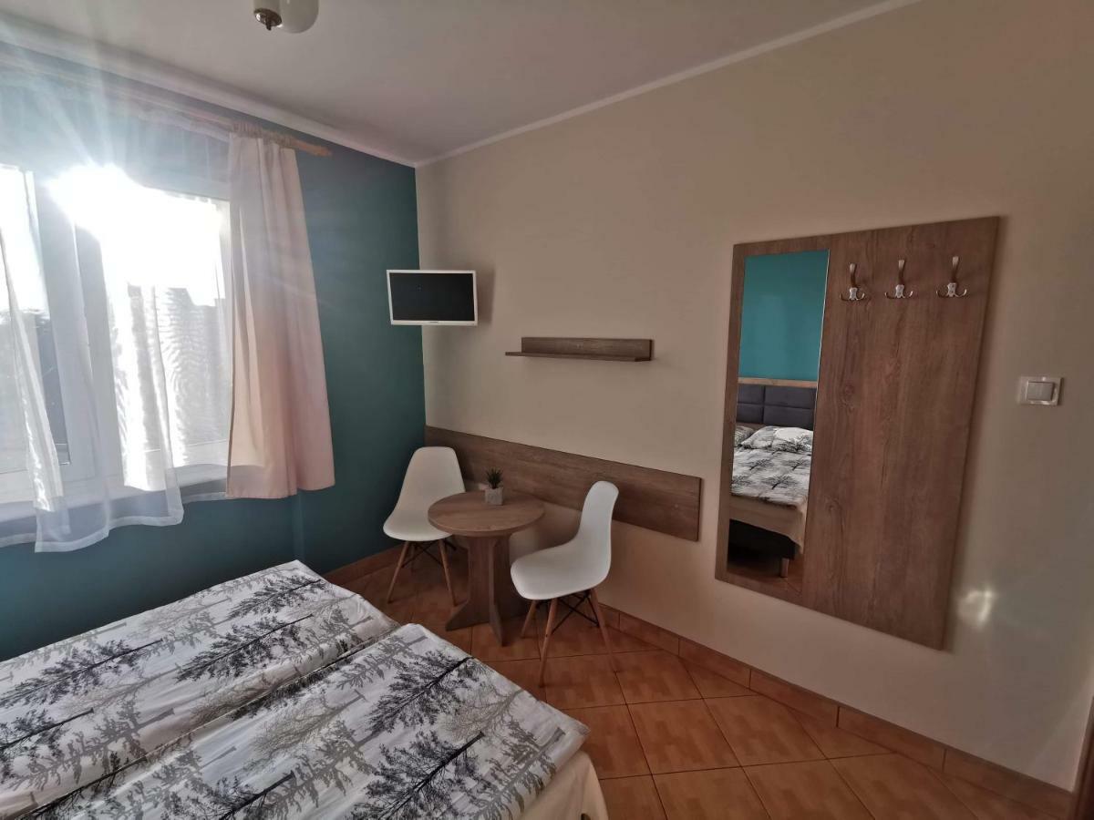 Pokoje Goscinne Swarzewianka Swarzewo Exterior foto