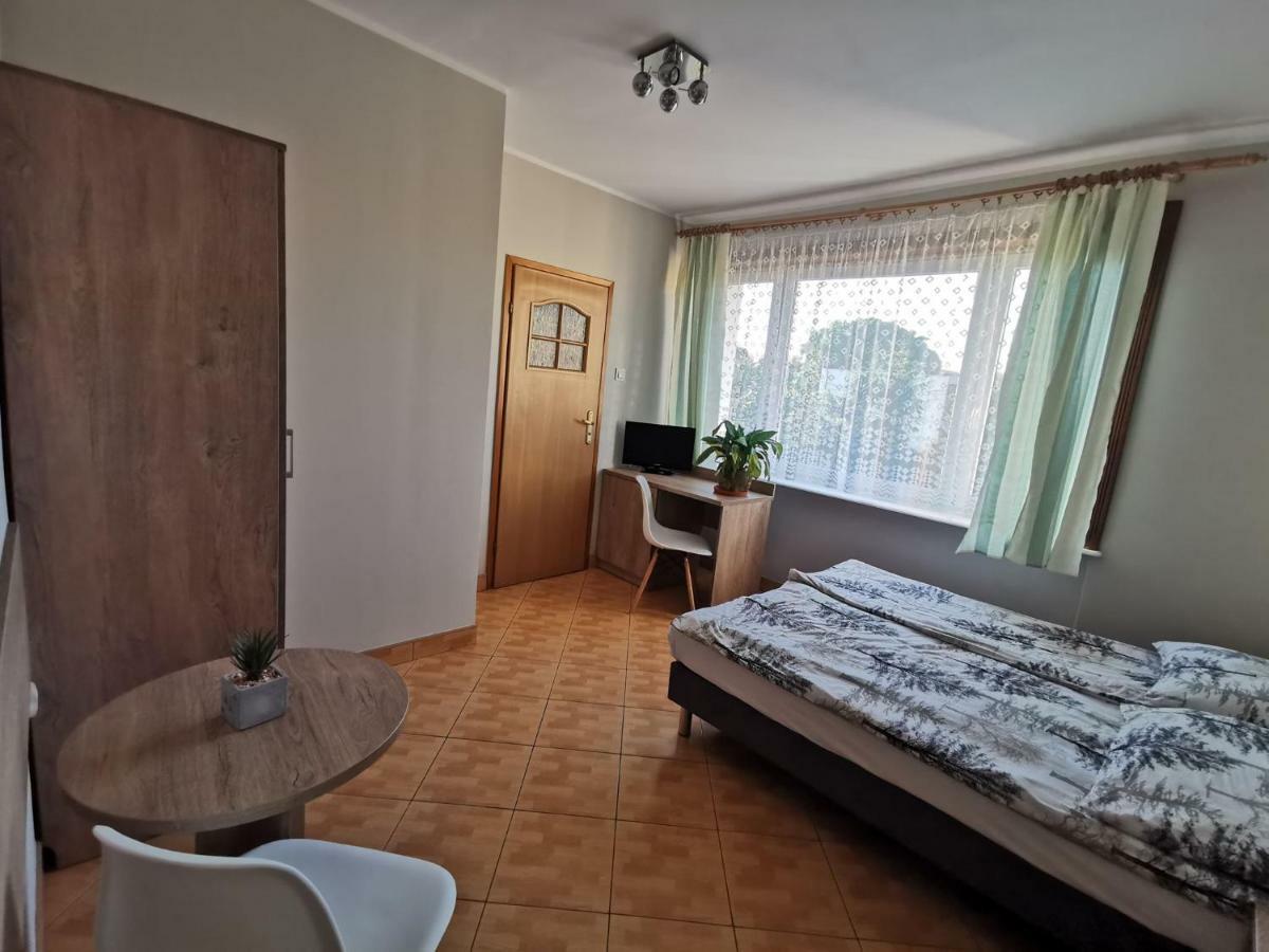 Pokoje Goscinne Swarzewianka Swarzewo Exterior foto